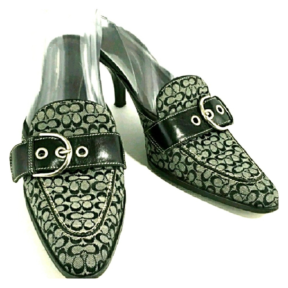 Coach Judie Slides signature style